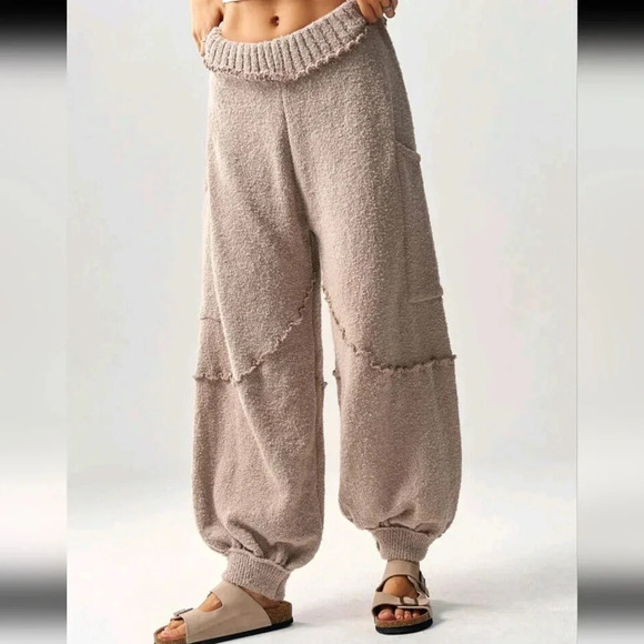Loose Baggy Sweater Pants With Cinched Ankles For Women - Picture 6 of 6